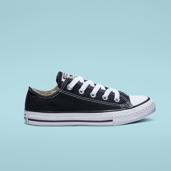 Converse Youth Chuck Taylor All Star Sneaker - Picture 1 of 8